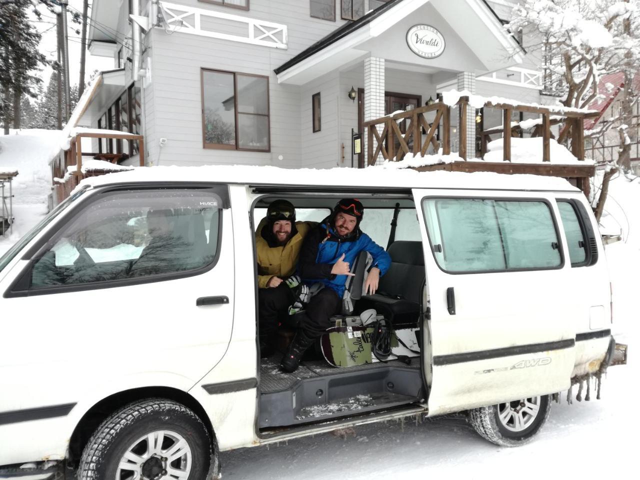 Hakuba Vivaldi Hotel Exterior photo